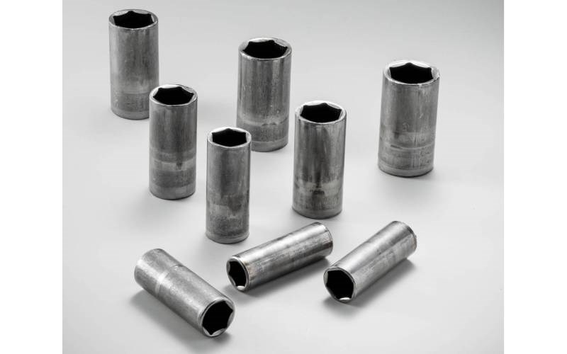 Long socket