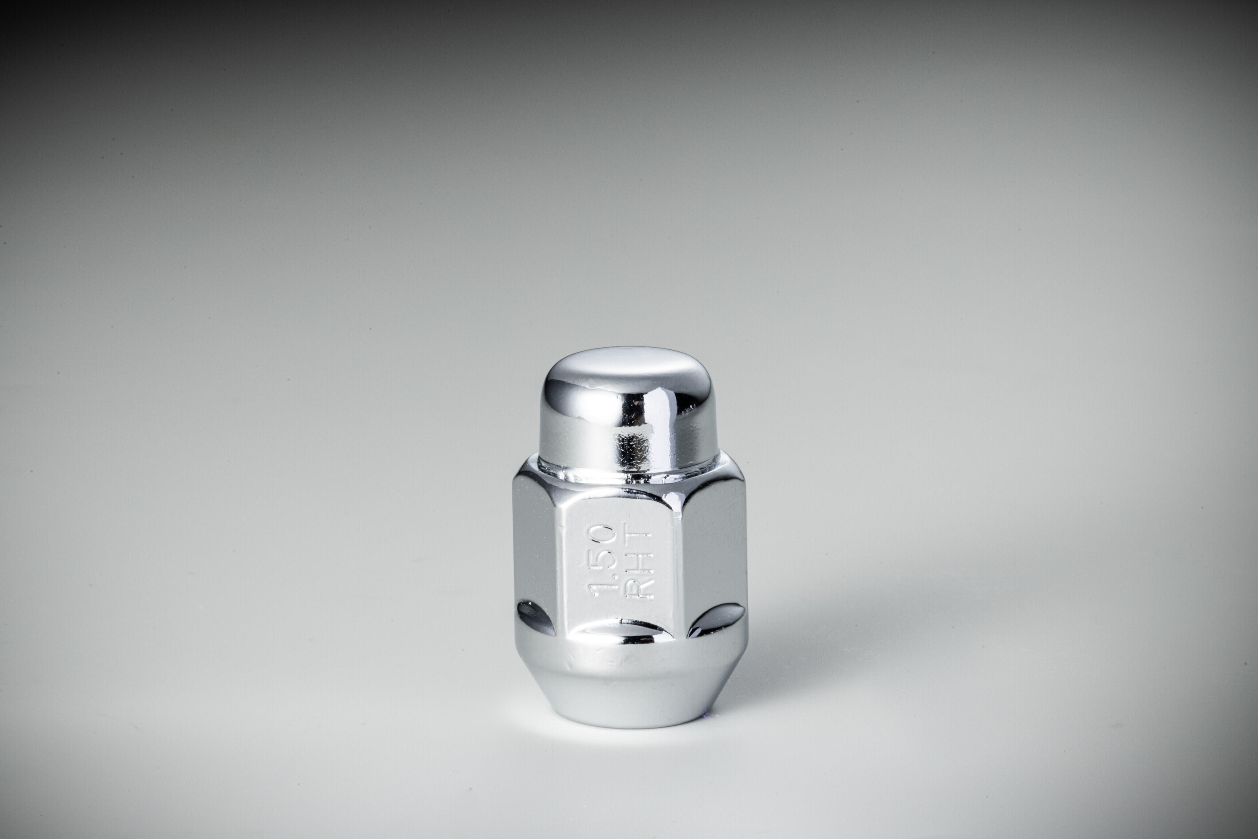 2PCS CLOSE END - BULGE WHEEL NUT